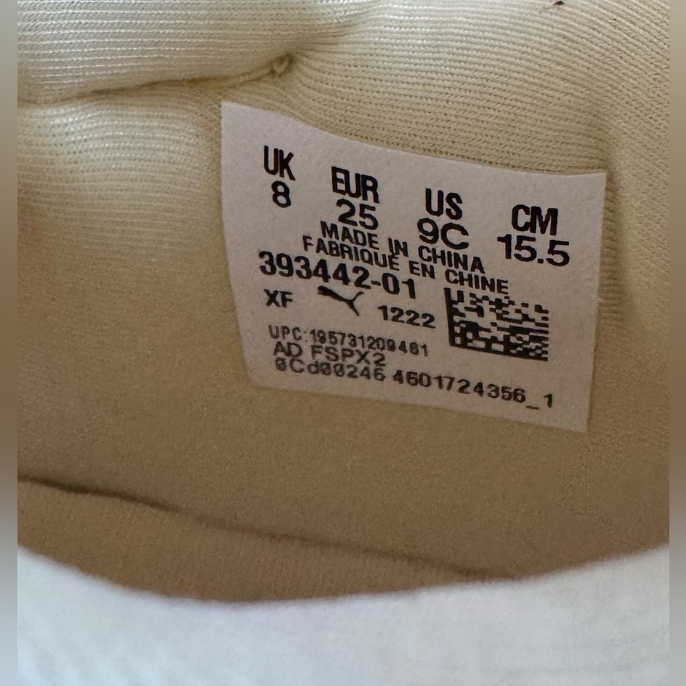 Puma Shoes - Picture 6 of 6